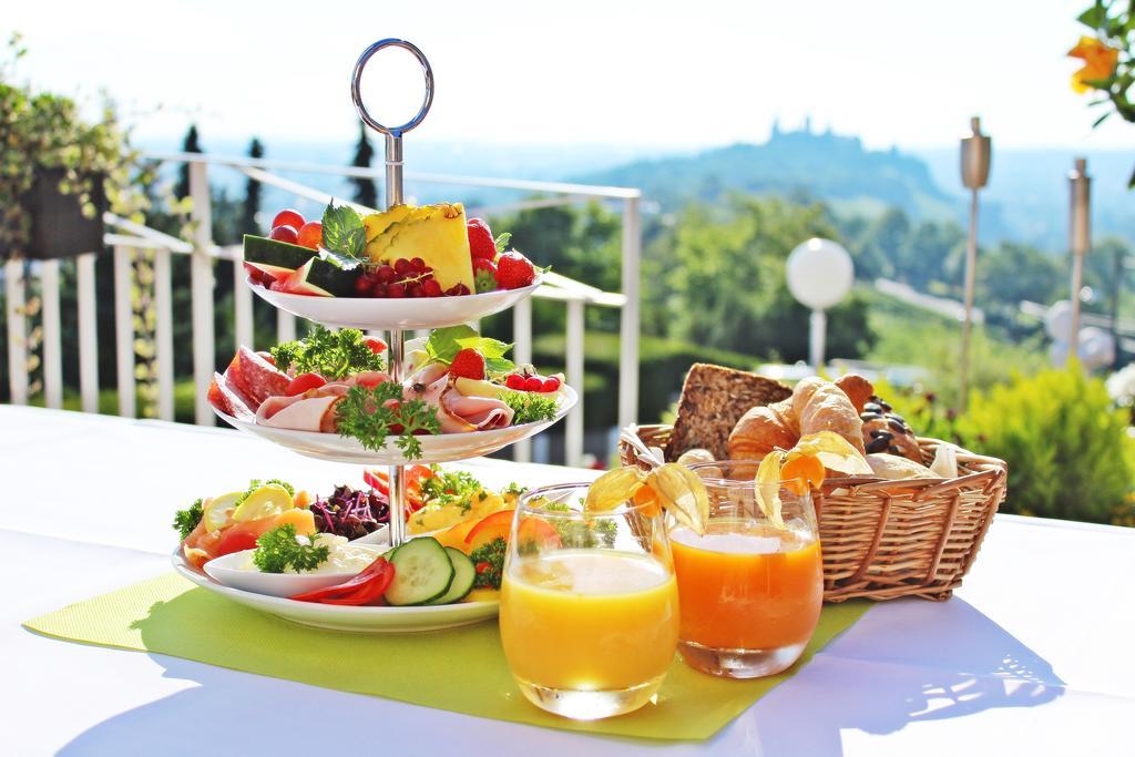 Hotel Wittelsbacher Hoeh เวิร์ซบวร์ก ภายนอก รูปภาพ